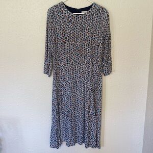 Women’s dress